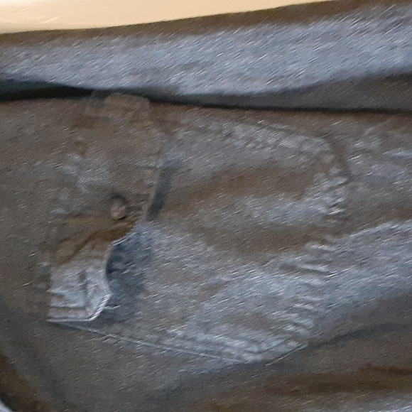 WRANGLER  DENIM  BUTTON FRONT SHIRT, SIZE 2 XL - Picture 2 of 10